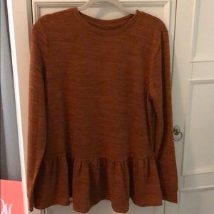 Adorable peplum shirt